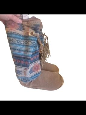 Blazin Roxx Aztec Print Moccasin Style Boots